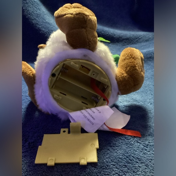 Christmas Musical Characterters-Set of Three - Picture 15 of 16